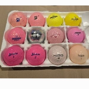 12 Ladies Golf Balls. Pink, Yellow, Silver. Excellent Condition!